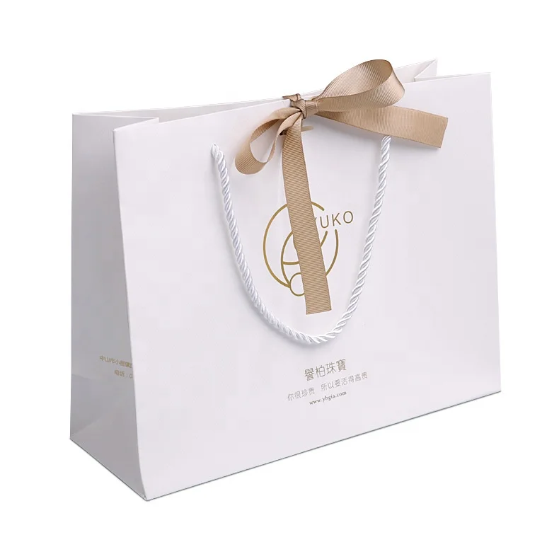 Custom-Made White Cardboard Shopping Bags with Luxurious Mall