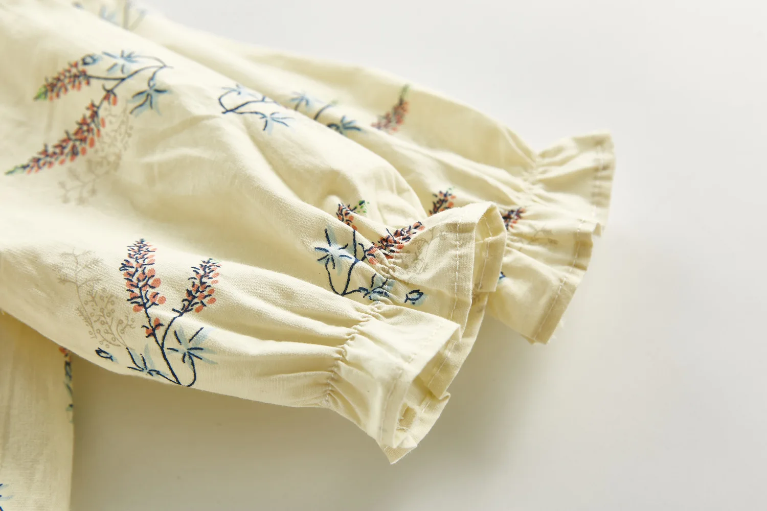 
младенцев и детей ясельного возраста одежда с длинными рукавами для новорожденных; Детский комбинезон для девочек и мальчиков 