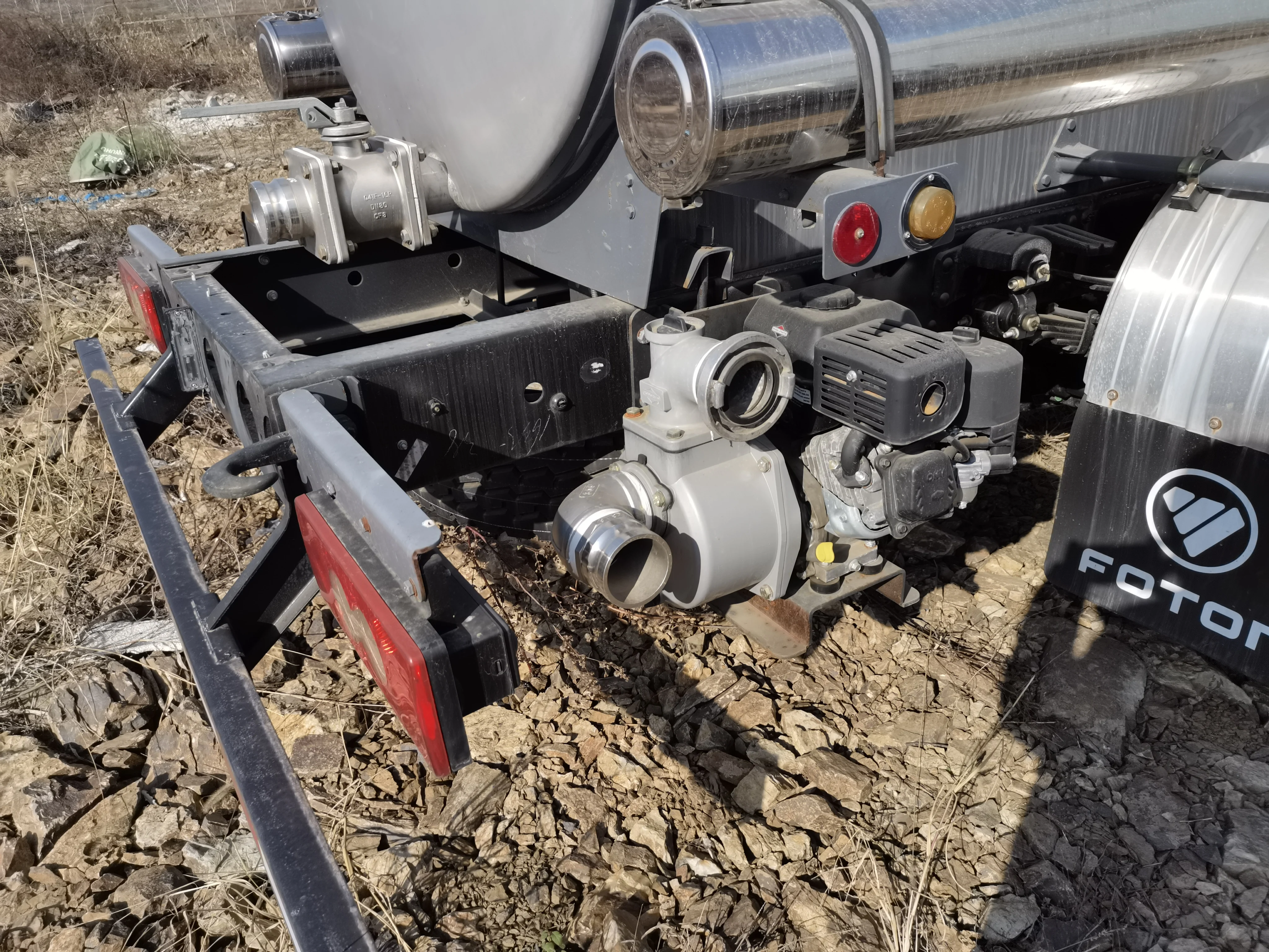 Foton Aumark 10 куб. М., резервуар для воды, грузовик, транспортное средство для перевозки жидкости, левый привод, новый, в наличии, Лучшая цена