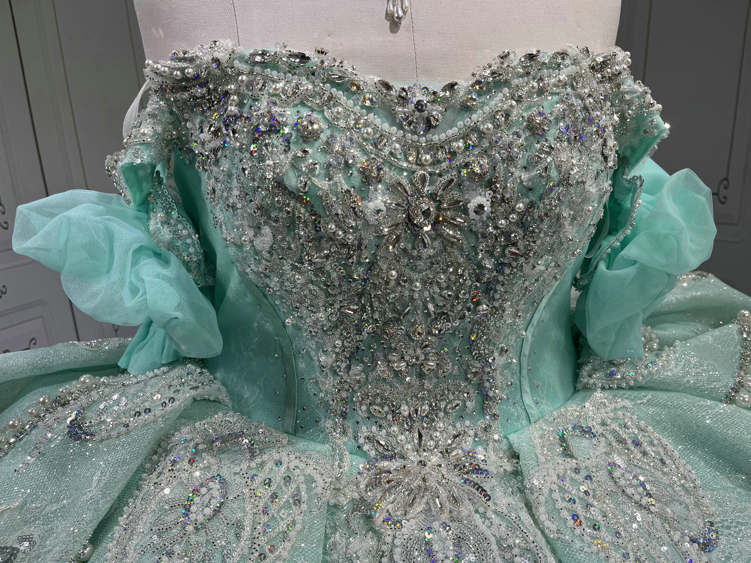 15 dresses aqua blue Aqua Blue Vestidos de Anos Luxury Quinceanera Dress 2026 Appliques Lace Beads Princess Ball Gowns Sweet 15 16 Dresses Q520