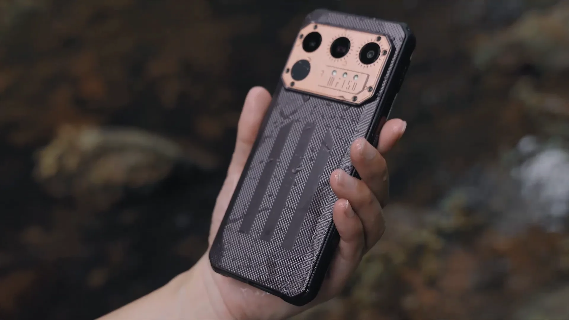 IIIF150 Raptor - 6.78 Inch Gaming Mobile with 65W Fast Charge