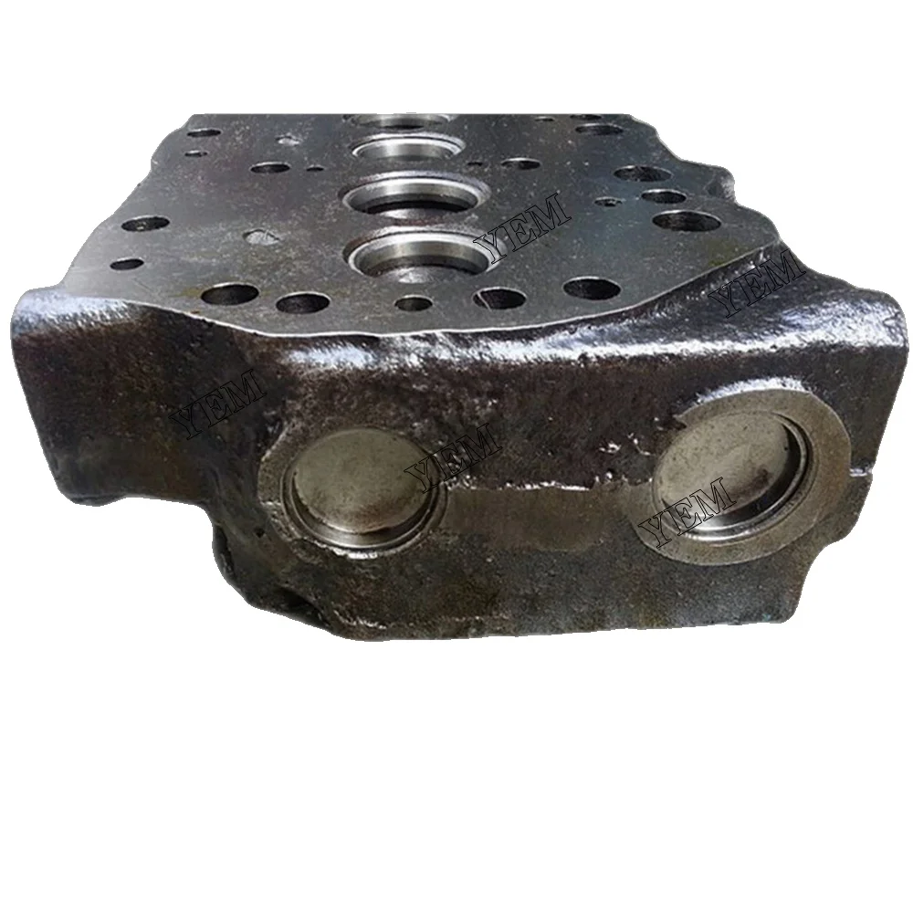 TD42 Cylinder Head for Nissan Cylinder Head Universal Engine Parts