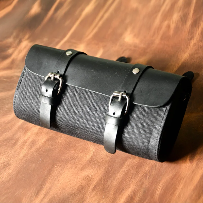 Black tool roll 