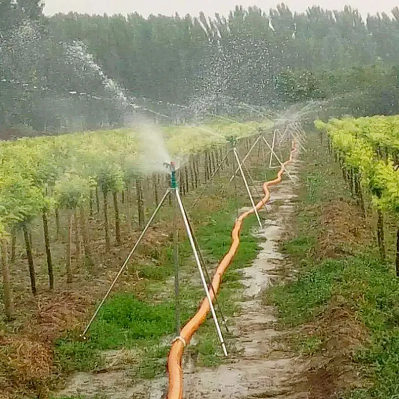 Irrigatore Rotante In Lega Di Zinco Per Giardino – Regolabile 360° – Portata 10-18 Metri – Attacco 1/2" E 3/4"