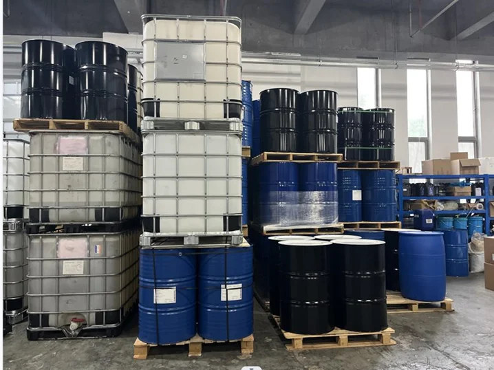 320 Synthetic Base Oil (polyalphaolefin) And Selected Anti