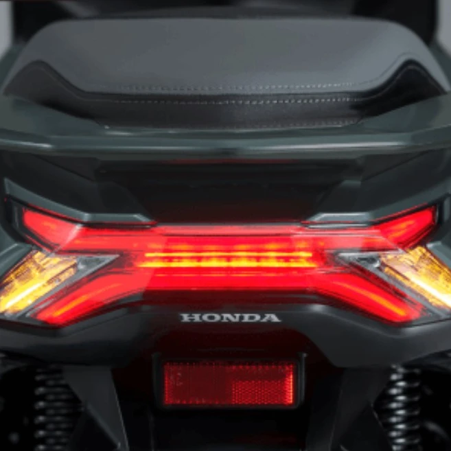 ホンダ　PCX160 テールランプ　純正品 LED テールライト ホンダ PCX125 PCX160 JK05 KF47 純正タイプ
