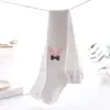 Orecchie di coniglio bianco