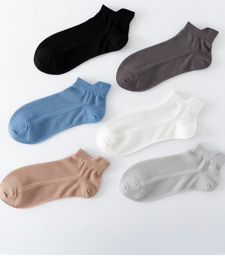Men's White Sports Socks - Breathable Mesh Design