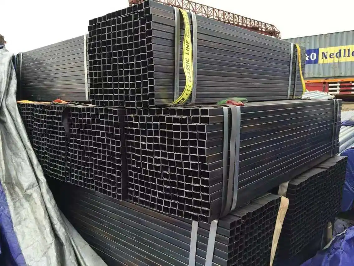 Structural square Tube HR Black Rectangular Tube 40 X 20 X 1.2 MM