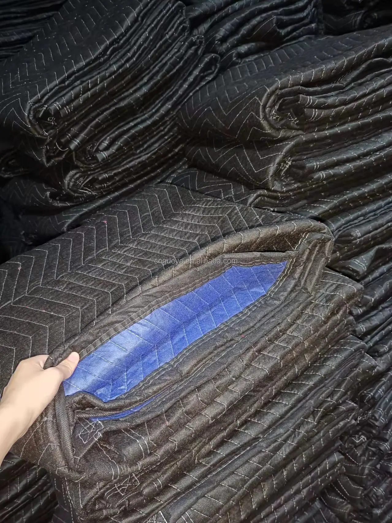 Transportation Blanket Protective 72 X 80 Inch Non Woven Cotton Pad