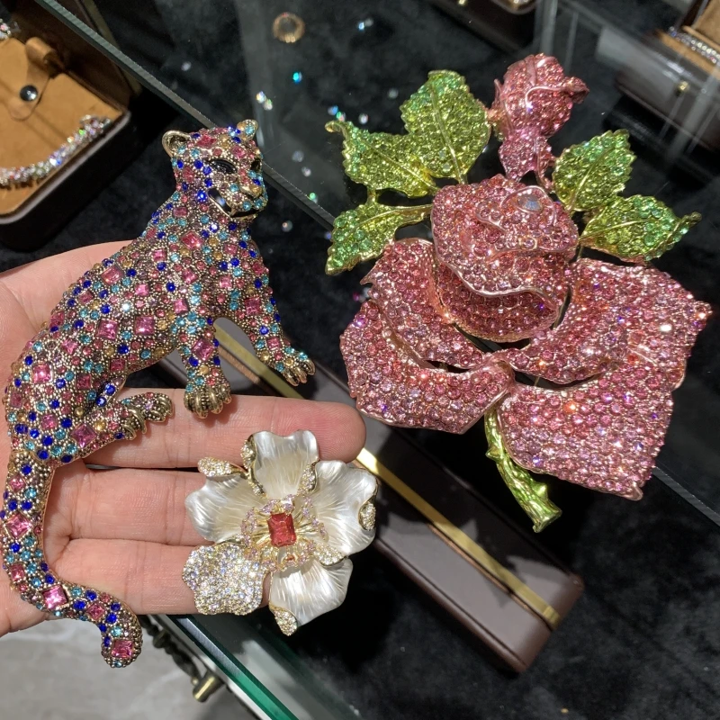 Crystal Brooches Designer Inspired Brooches Wholesale XILIANGFEIZI