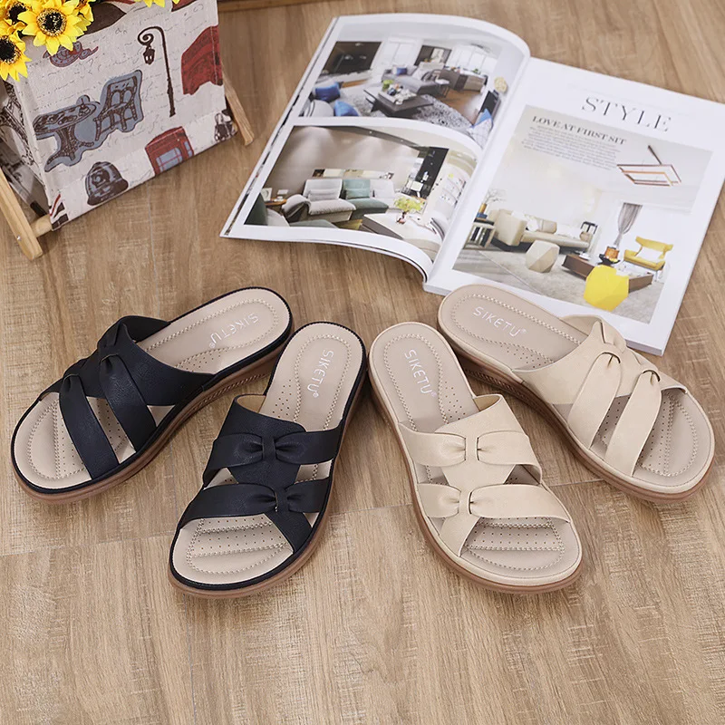 New European Style Versatile Lightweight Sandals for Women Soft Retro Wedge  Heel Comfortable Slides Flats Slippers Women Sandals