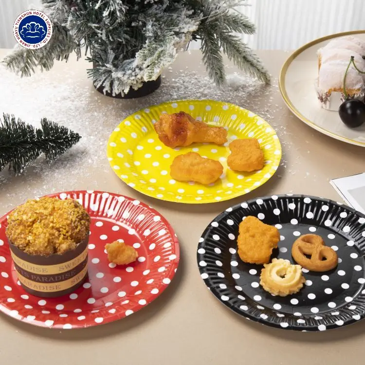 High Quality Disposable White Christmas Paper Plate Sets Colourful