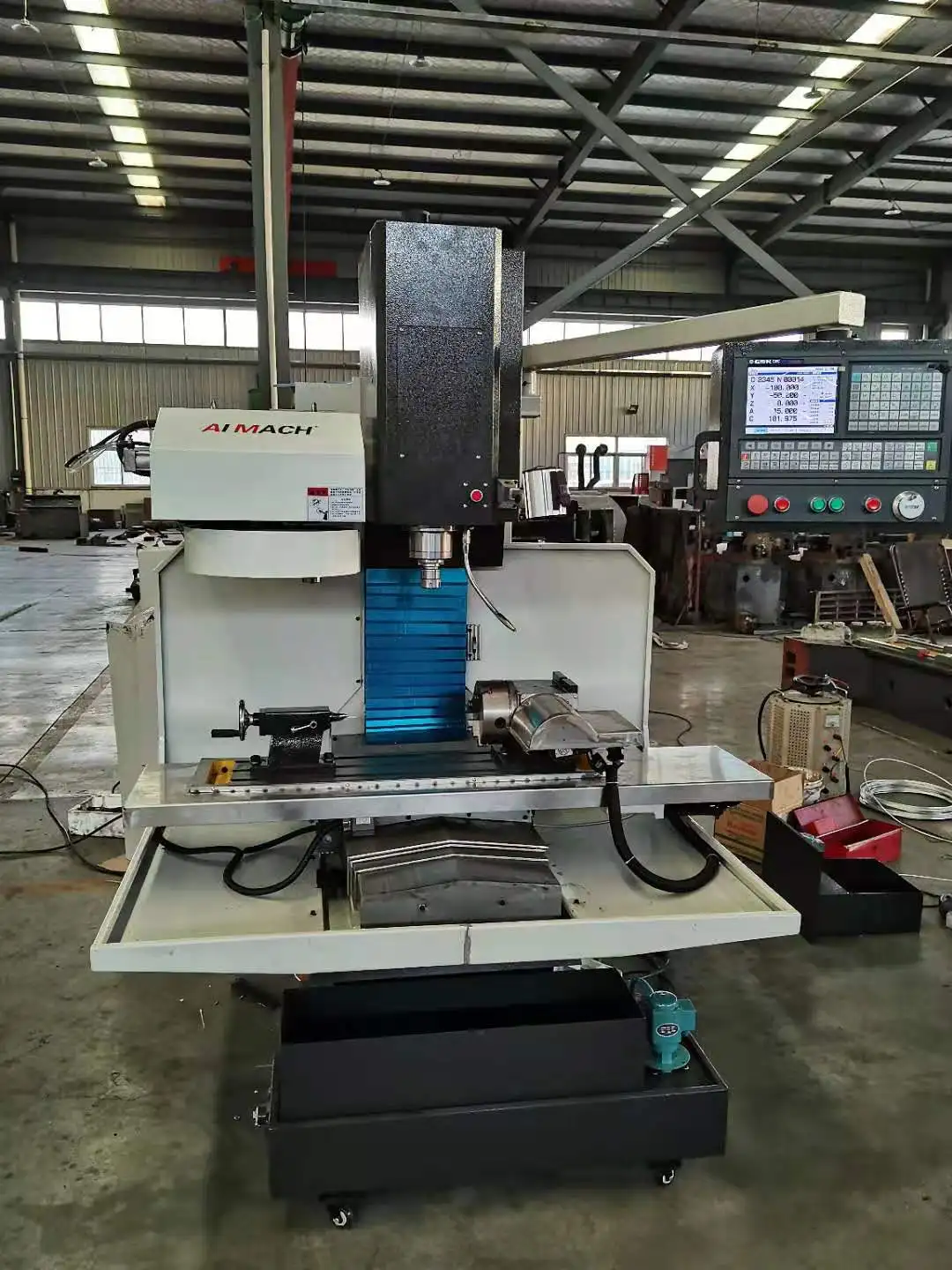 マックス ZX7124MAX CNC Milling Machine - Precision and Efficiency