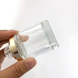 Free Sample Luxury Woman Fashion 30ml 50ml Heavy Square Spray Clear Black Glass Perfume Atomizer Oil Bottle 50 ML Wholesale
