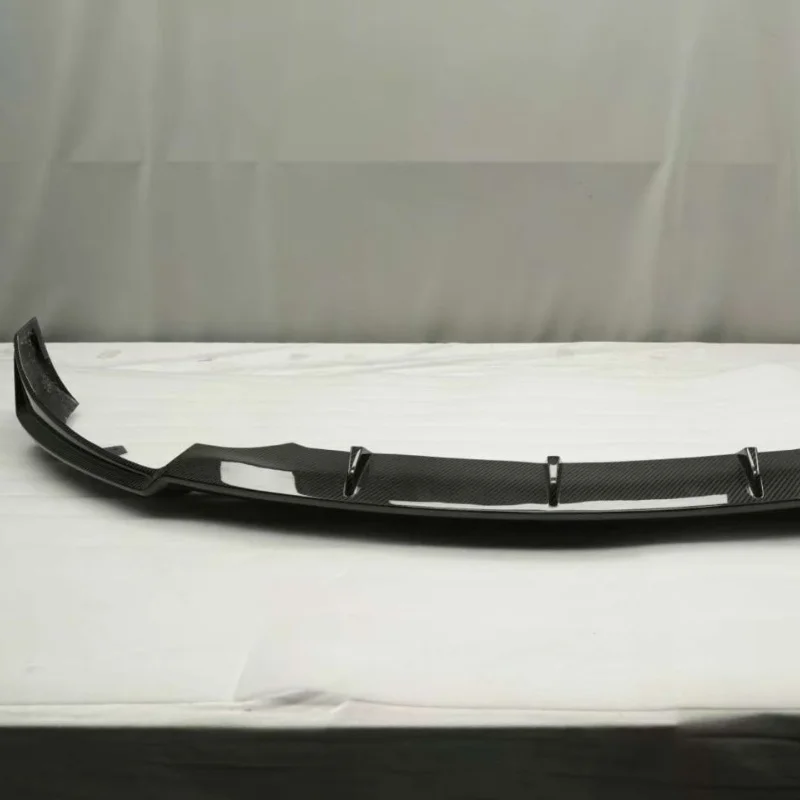 Kit Pequeno Surround Saias Lado Frontal e Traseiro para Tesla Model Y foto 3