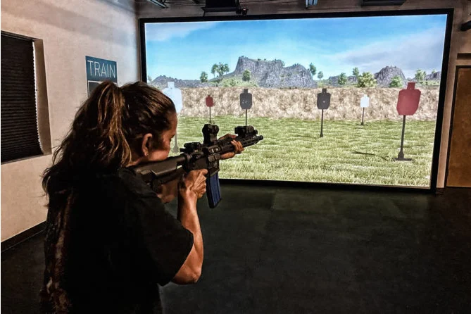 Large Multi-Touch Screen VR Gun Simulator for Training Gaming OEM