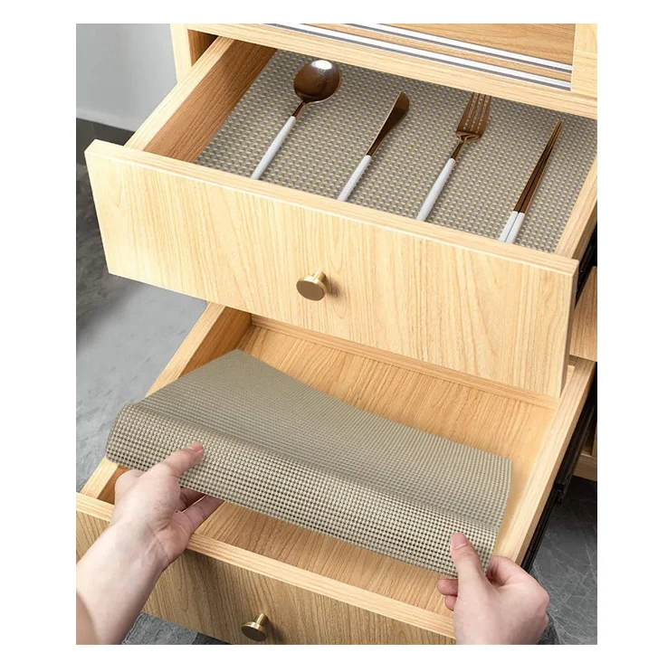 Rutschfeste Regaleinlage Aus PVC – 3 Rollen à 30,5x305,8 Cm, Beige Mit Kreis-Muster