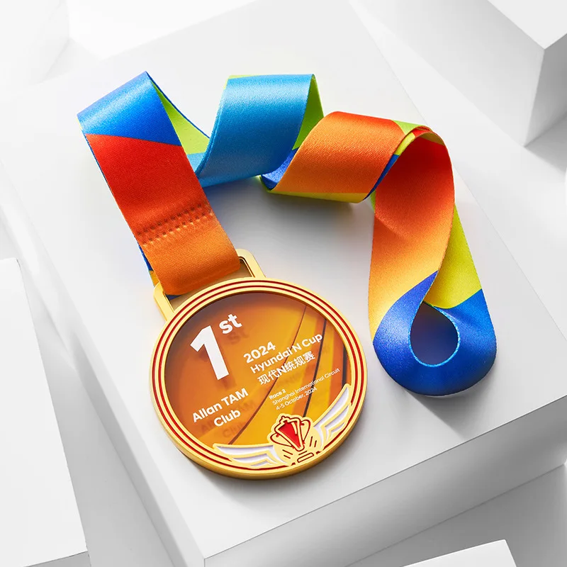 2025 High-End Kristallen Plaque en Medaille Trofee voor Kinderactiviteit Competitie Groothandel Nieuwe Metaal Kleine Medaille