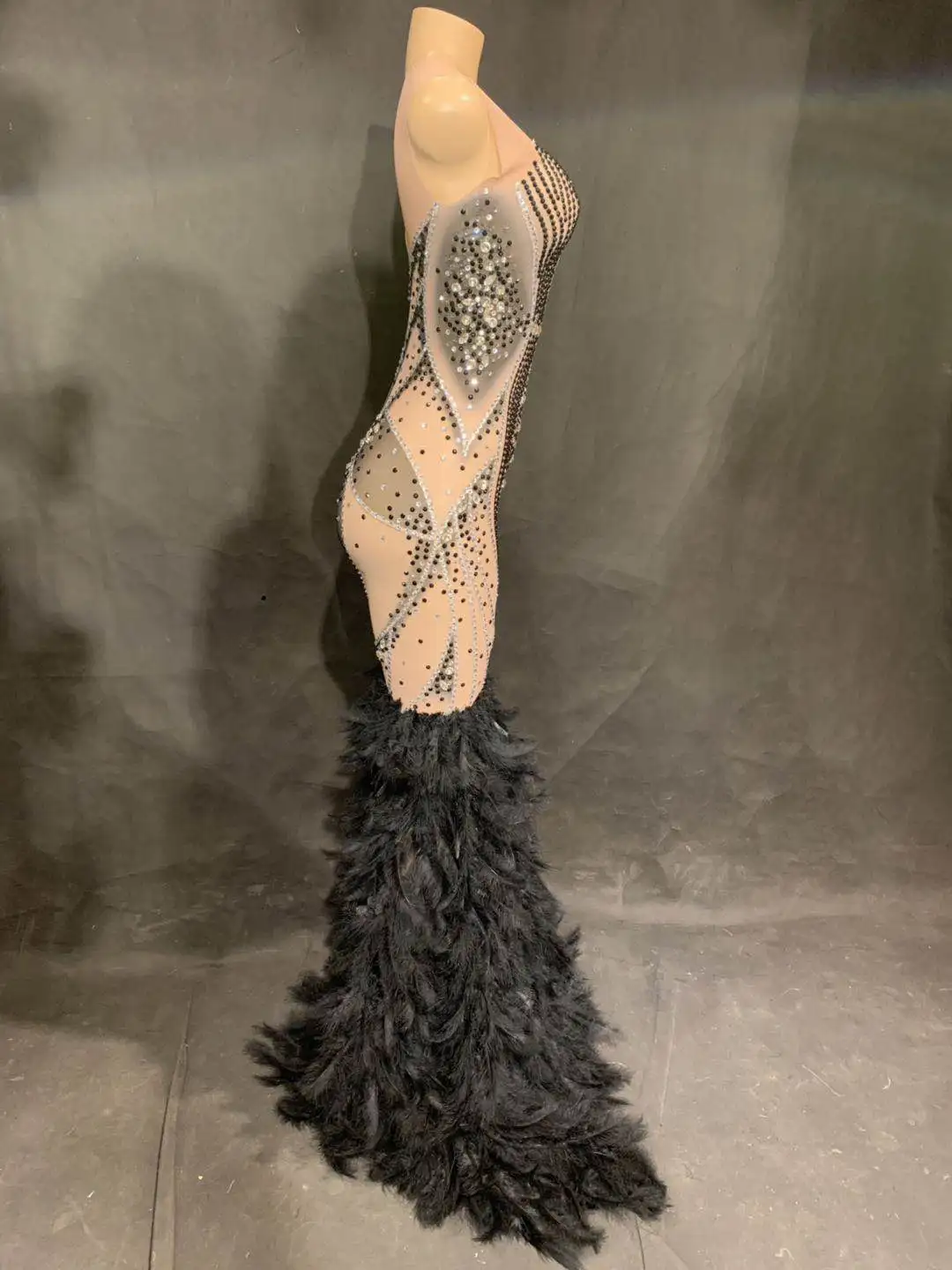 NOVANCE Y1560 Black Noble Elegant Diamond Crystal Mermaid Tail Sequin  Mermaid Prom Dress Feather Dress Bodycon Party Dress