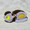Autobús totoro gris claro