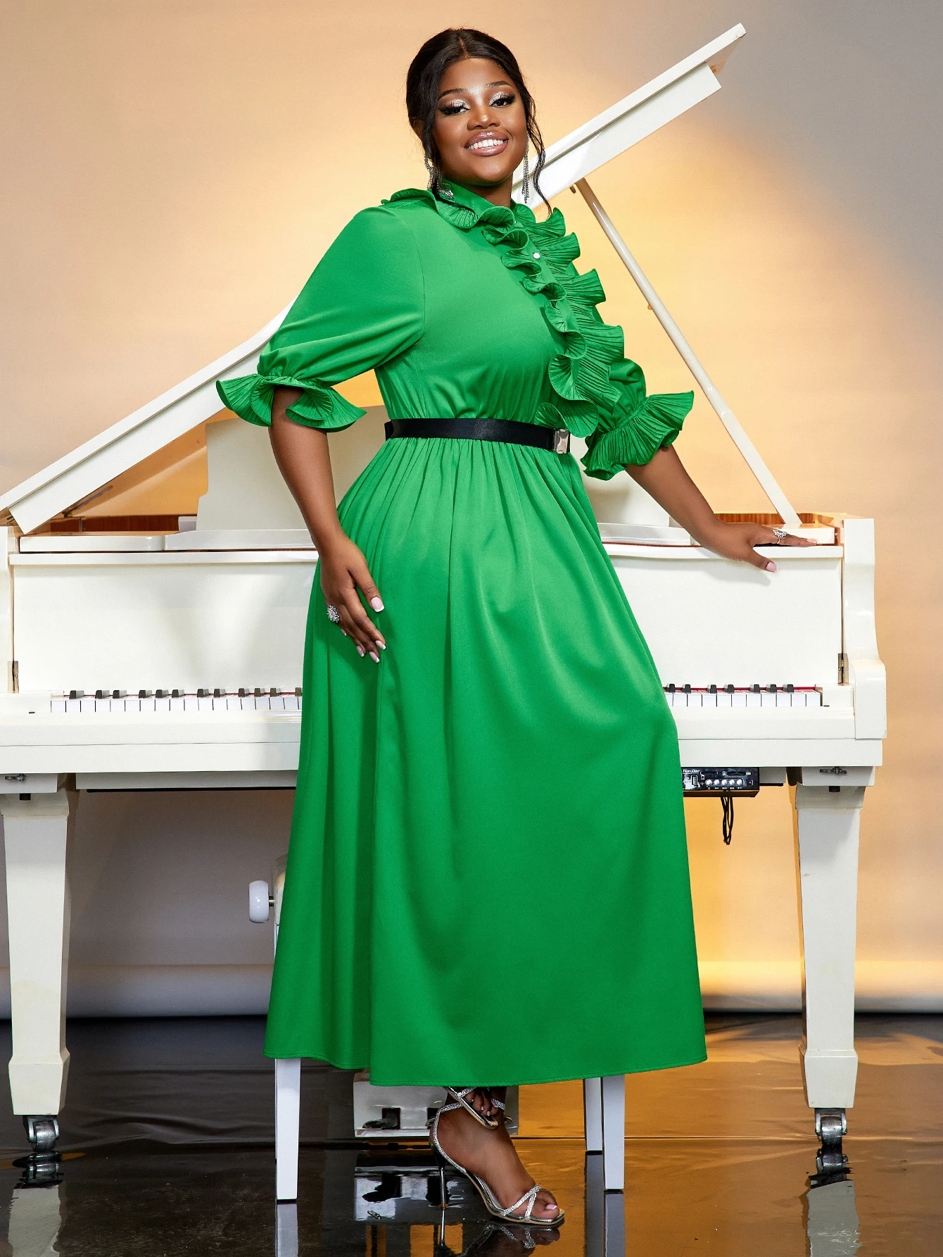 green emerald velvet dress Aphratti Women's Long Sleeve Peter Pan Collar Wear to Work Business Office  Wear Outfits Classy Midi Sheath Dress Black01 Small at Amazon Women's  Clothing store