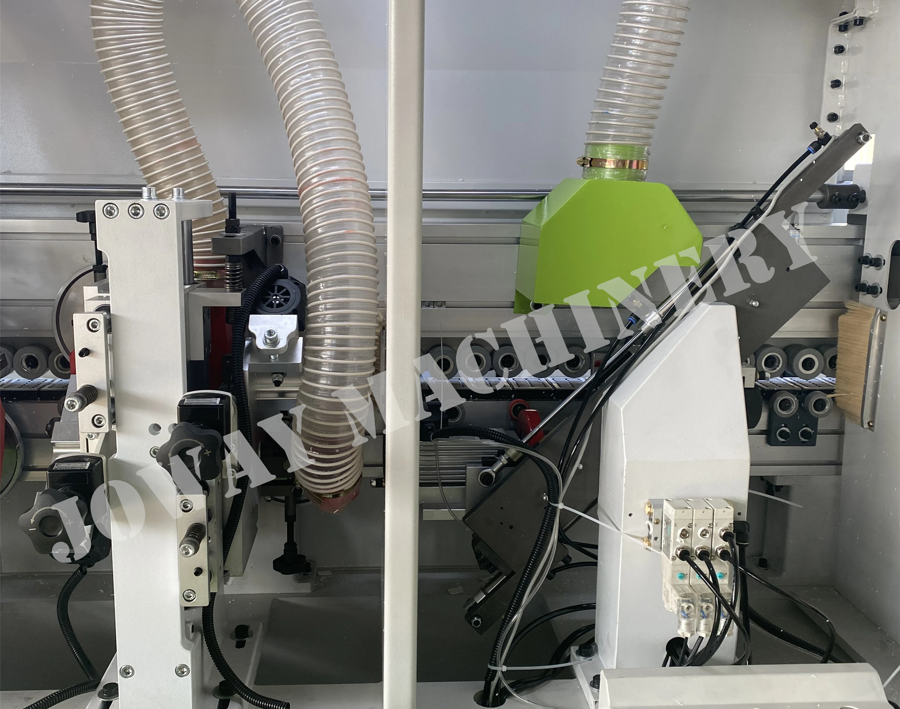 Edge Bander Corner Trimming Edge Banding Machine with Cleaning Scraping ...