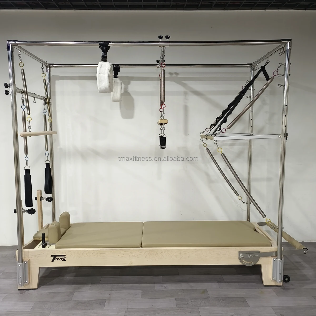 Tmax Brand Commercial Studio Use Pilates Machine Reformers Wood Maple Pilates Reformer With Full
