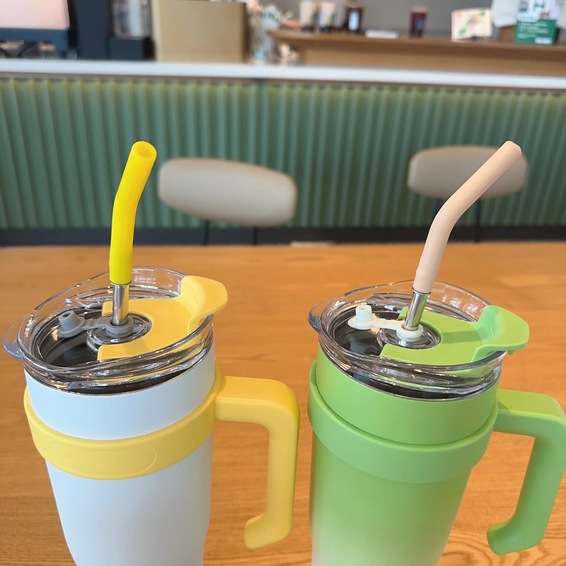 2023 starbucks tumblers Starbucks tumbler China 2023 Lily of the Valley series white Dion stainless  steel cup 20oz Starbucks