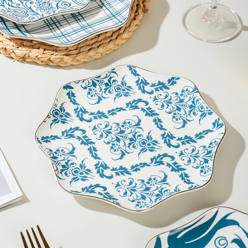 Factory Supply 8 Inch Large Size Serving Plate Vintage Blue Porcelain Dinner Plates Eco-Friendly Ceramic Plate for Salad manufacture