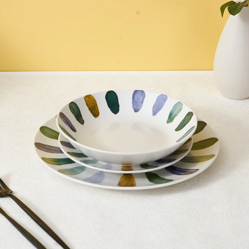 Luxury White Ceramic Dinner Set Durable Bowls and Cute Making Machine Customizable in Bulk for Restaurants