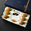 Coffret cadeau N-6 tasses, 6 assiettes, 6 cuillères