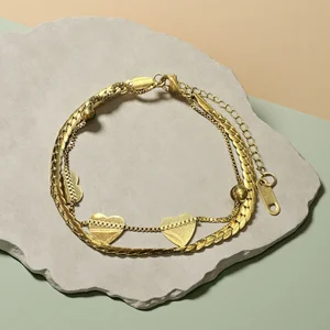 European Market Bestselling Heart Charm Bracelet Adjustable Chain with Multi Sized Hearts Hypoallergenic Jewelry Bulk Order Gift