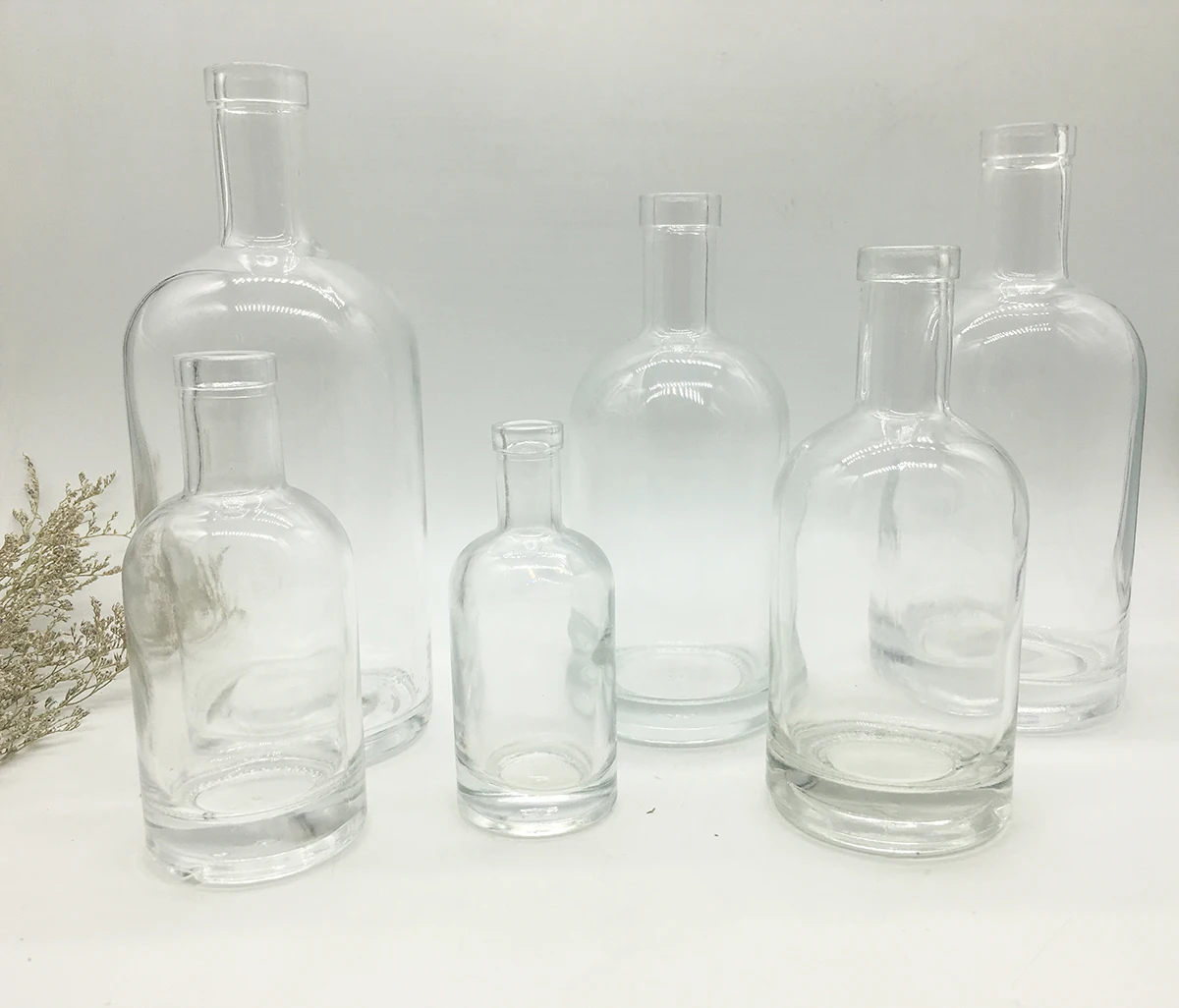 50m 100ml 200ml 375ml 500ml 750ml Wholesale Empty Liquor Glass Bottles Vodka Gin Whiskey Rum