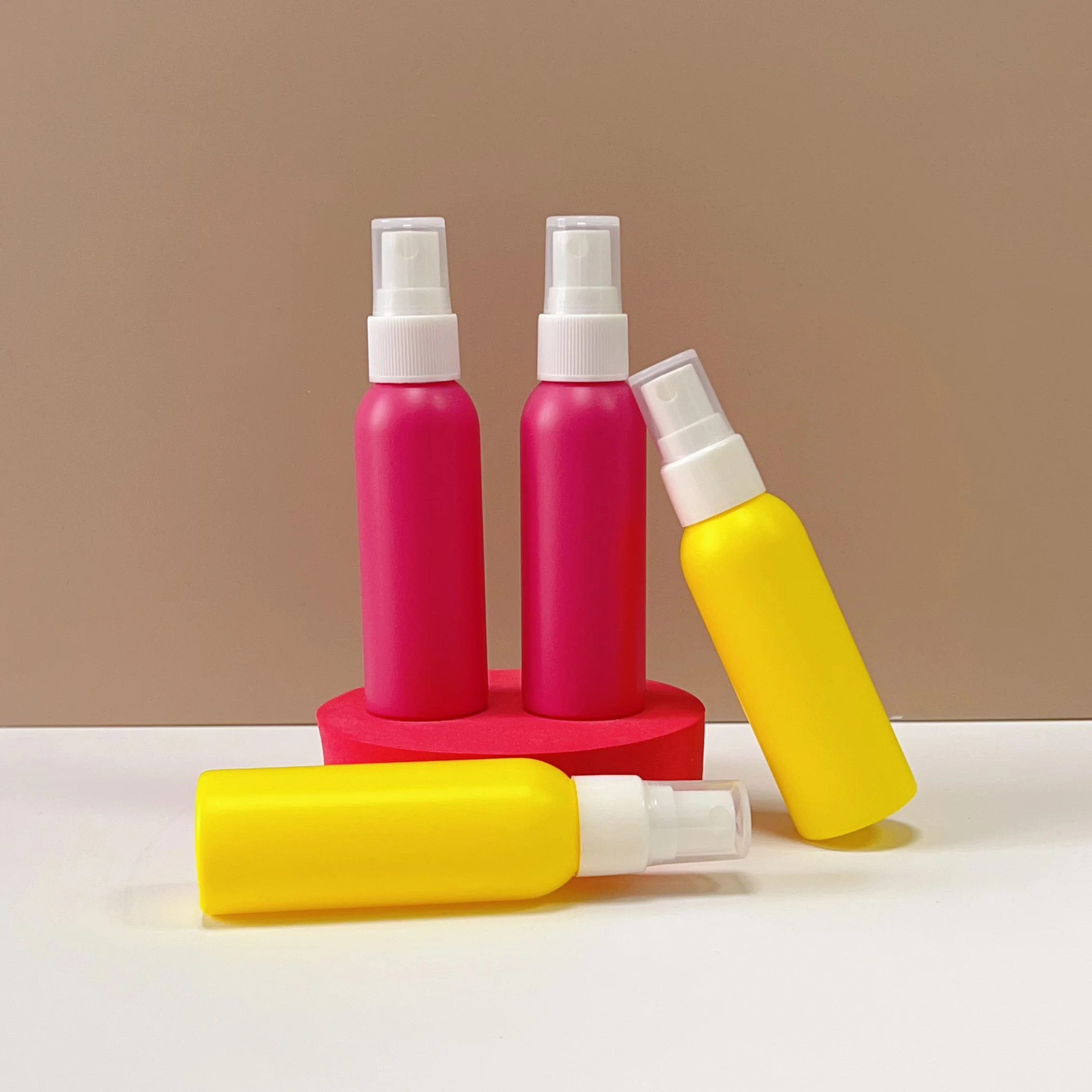 Various Capacities High Quality Empty Fine Mist HDPE Plastic Bottle Makeup Spray Bottle Moisturizer Bottle