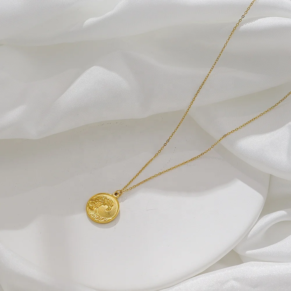 Golden Wave Embossed Round Medal Gold Coin Chain Necklace Wholesale
