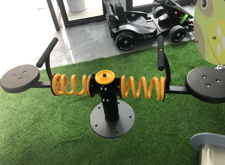 Outdoor Customized Children's Rocking Seesaw Fun Children's Seat Rotating Chair Large Play Equipment Sets