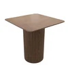 Mesa cuadrada C
