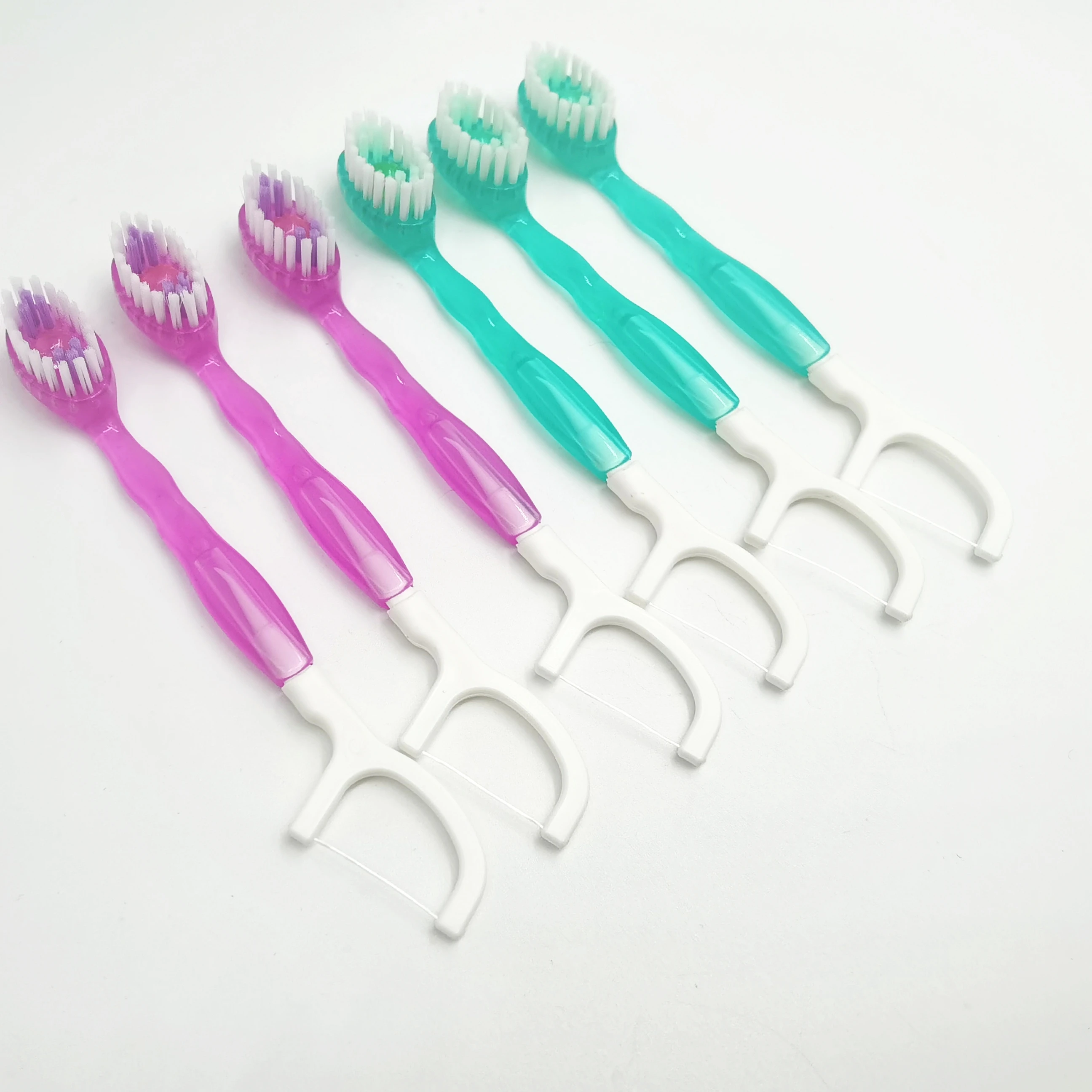 Private Label Natural Disposable Toothbrushes With Toothpaste Including Dental Flossers