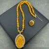 Collar de oro