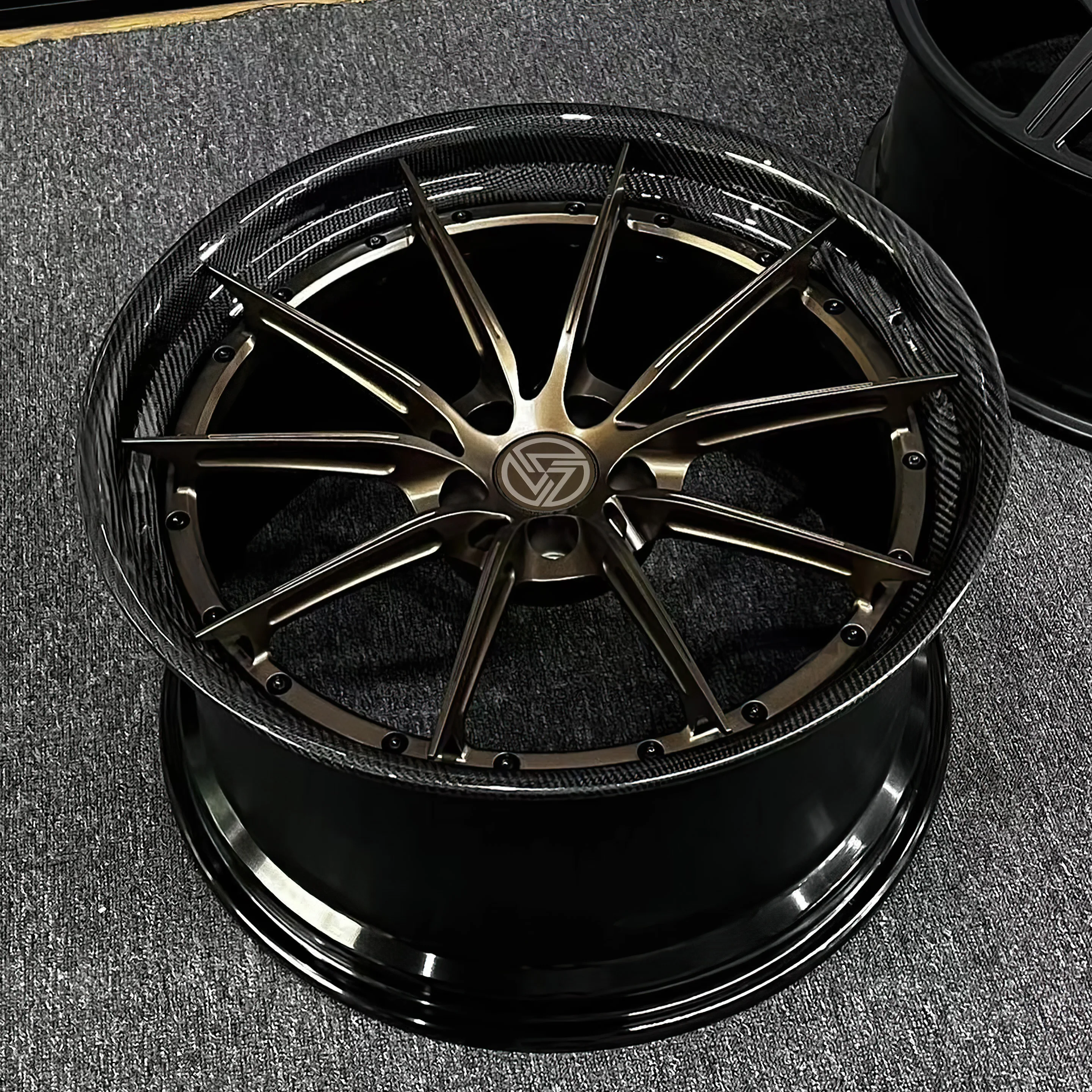XL Carbon Fiber Lip Deep Concave 2 Piece Forged Wheels Bronze Multi-Spoke Custom Rims 18 19 20 21 22 Inch Racing Car Wheel - Image 1