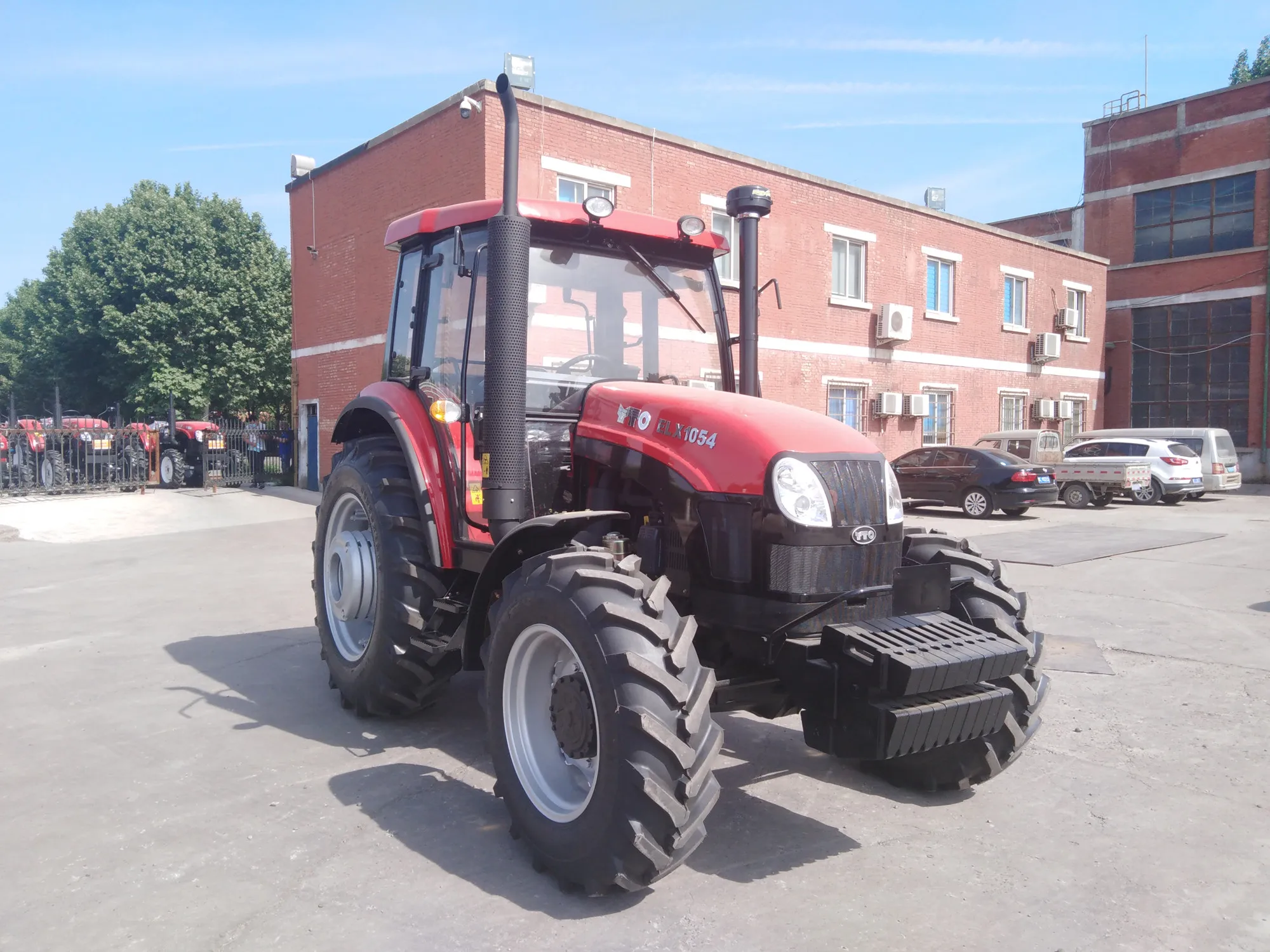 Yto Chinese Agriculture Equipment New Farm Tractor Price 100hp 120hp