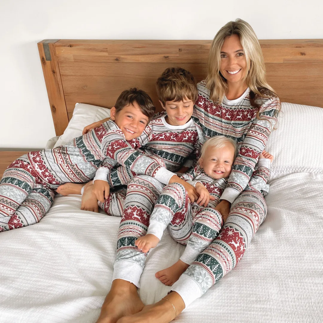 Wholesale Sleepwear Blouse Pants Winter Pjs Matching Family