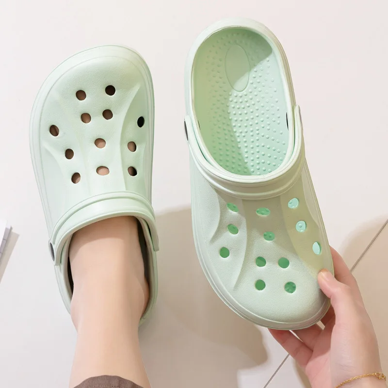 women's nursing crocs