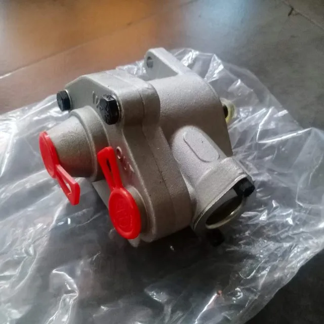 1W1695 fuel pump (1)