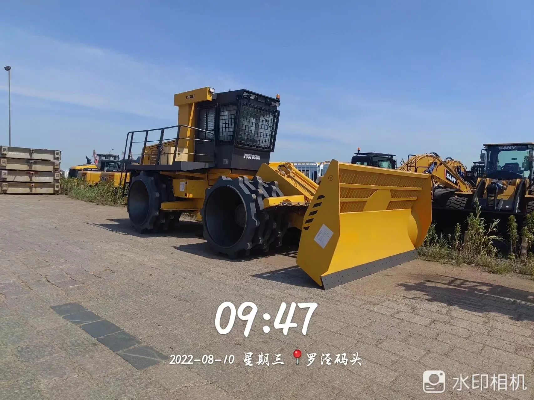 Wheel Sanitary Landfill 10000liters Garbage Compactor Truck Buy