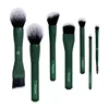 Ensemble de pinceaux de maquillage verts