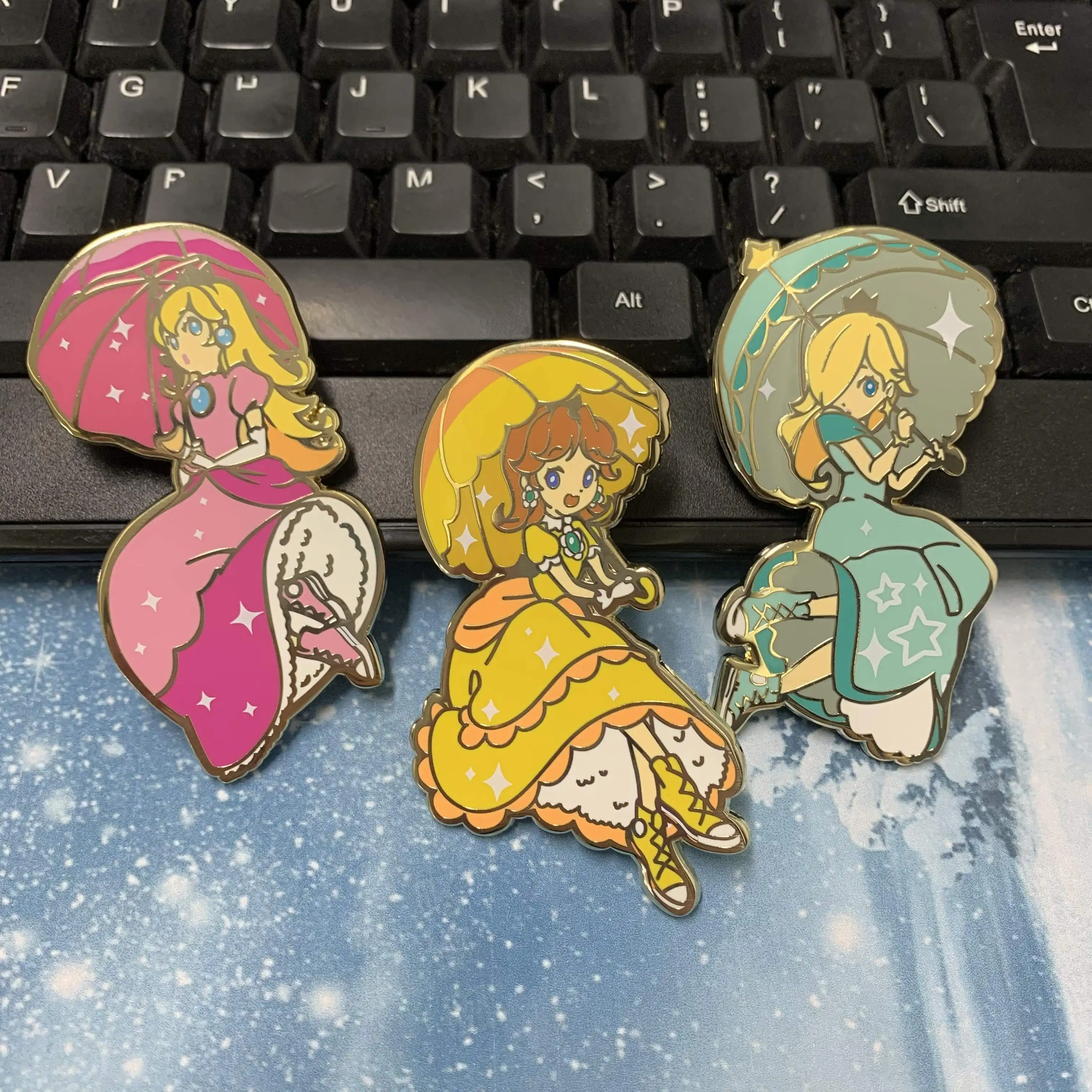 Chinese factory metal badge pins custom rose gold plated hard enamel customized anime pin with glitter manufacture