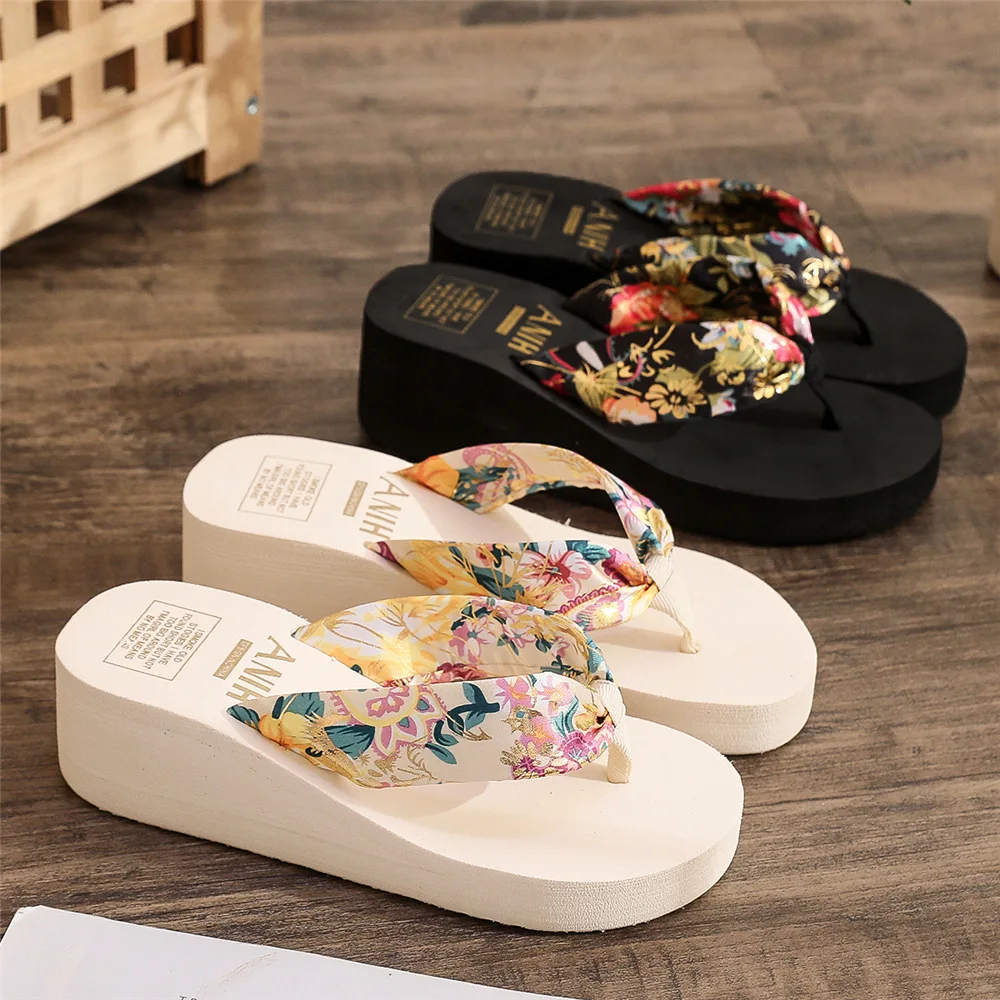 New Summer Fashion Women's Thick-sole Beach Flip-flops Wedge