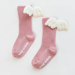 Детские носки с милыми крыльями для осени и зимы, новые Нескользящие Детские носки с клеем без косточек, детские носки-карандаш